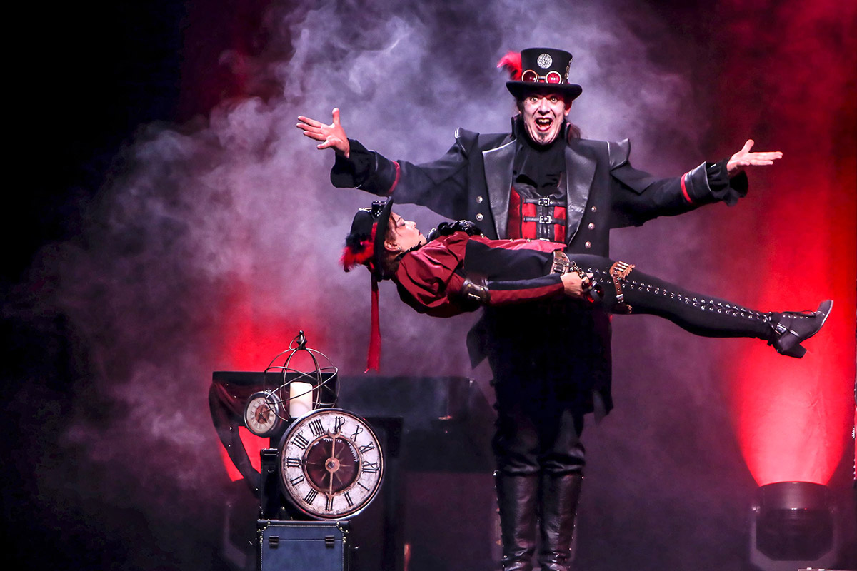 magicien steampunk levitation